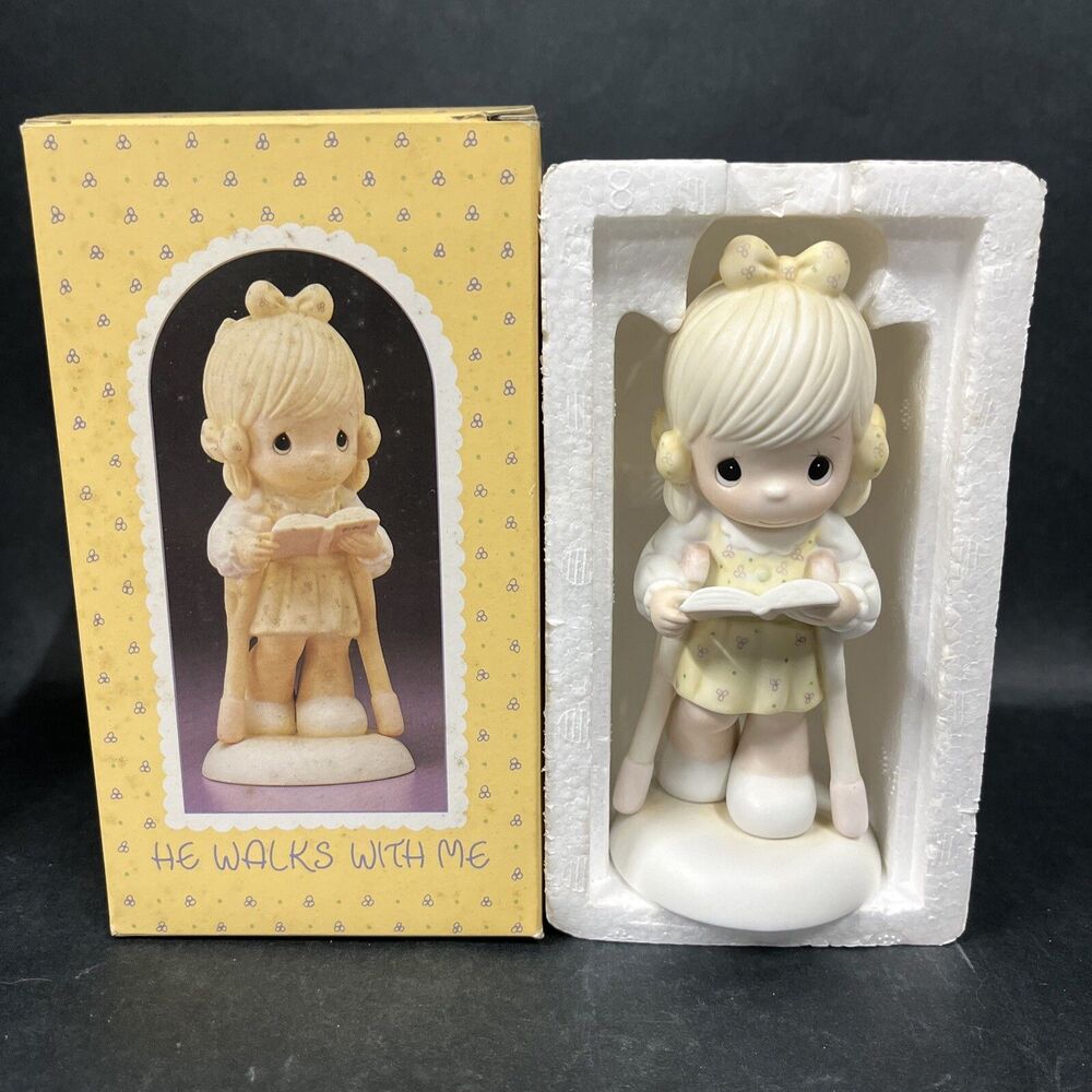 VTG Precious Moments HE WALKS WITH ME 1986 Special Limited Edition 107999 w/ Box